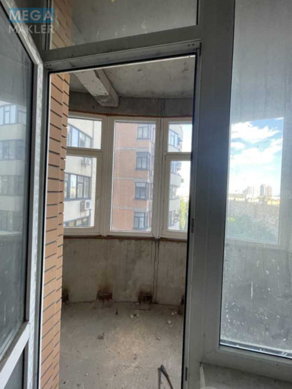 Продаж 3 кімнатної квартири (134,3/67/15), 11 пов. 22 пов. будинку, <a class="location-link" href="/kiev/" title="Недвижимость Київ">Київ</a>, <a class="location-link" href="/kiev/pecherskij/" title="Недвижимость Печерський район">Печерський р-н</a>, Лесі Українки бульв., 7б (изображение 9)