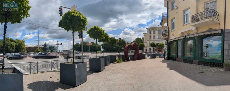Оренда окремої будівлі/побудови, 211&nbsp;кв.м, <a class="location-link" href="/kiev/" title="Недвижимость Київ">Київ</a>, <a class="location-link" href="/kiev/pecherskij/" title="Недвижимость Печерський район">Печерський р-н</a>, Івана Мазепи вул., 18 (изображение 4)
