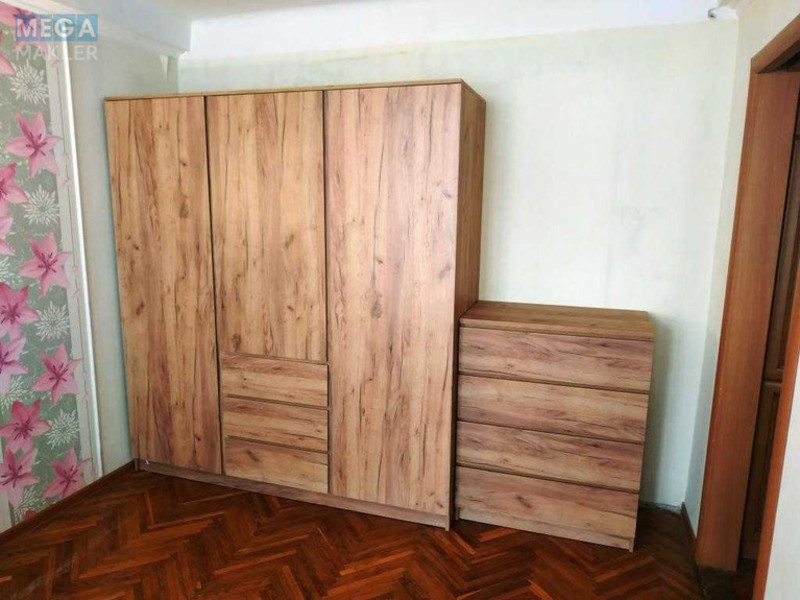 Оренда 3 кімнатної квартири, <a class="location-link" href="/kiev/" title="Недвижимость Київ">Київ</a>, <a class="location-link" href="/kiev/solomenskij/" title="Недвижимость Солом'янський район">Солом'янський р-н</a>, Повітрофлотський просп., 52/1 (изображение 9)
