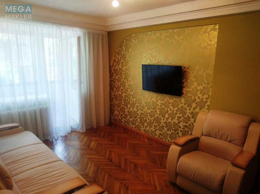 Оренда 3 кімнатної квартири, <a class="location-link" href="/kiev/" title="Недвижимость Київ">Київ</a>, <a class="location-link" href="/kiev/solomenskij/" title="Недвижимость Солом'янський район">Солом'янський р-н</a>, Повітрофлотський просп., 52/1 (изображение 12)