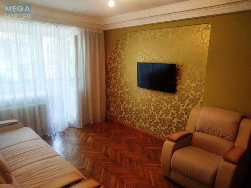 Оренда 3 кімнатної квартири, <a class="location-link" href="/kiev/" title="Недвижимость Київ">Київ</a>, <a class="location-link" href="/kiev/solomenskij/" title="Недвижимость Солом'янський район">Солом'янський р-н</a>, Повітрофлотський просп., 52/1 (изображение 12)