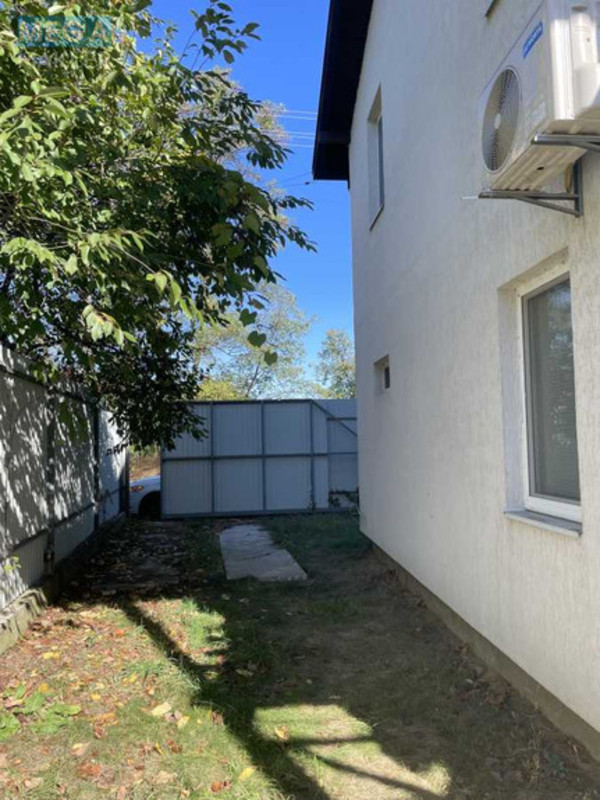 Продаж дома, 2 поверху, 178 кв.м, 4 кімнати, ділянка 6 соток, <a class="location-link" href="/rovzhy/" title="Недвижимость Ровжі">Ровжі</a>, Абрикосова (изображение 3)