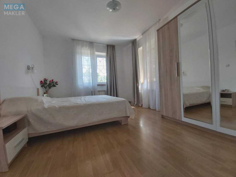 Продаж дома, 2 поверху, 320 кв.м, 6 кімнат, ділянка 12 соток, <a class="location-link" href="/yubilejnoe-pgt/" title="Недвижимость Ювілейне">Ювілейне</a>, Новый, 3 (изображение 7)