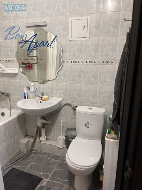 Продаж 1 кімнатної квартири (28/?/5), 3 пов. 5 пов. будинку, <a class="location-link" href="/kiev/" title="Недвижимость Київ">Київ</a>, <a class="location-link" href="/kiev/pecherskij/" title="Недвижимость Печерський район">Печерський р-н</a>, Лесі Українки бульв., 13 (изображение 5)