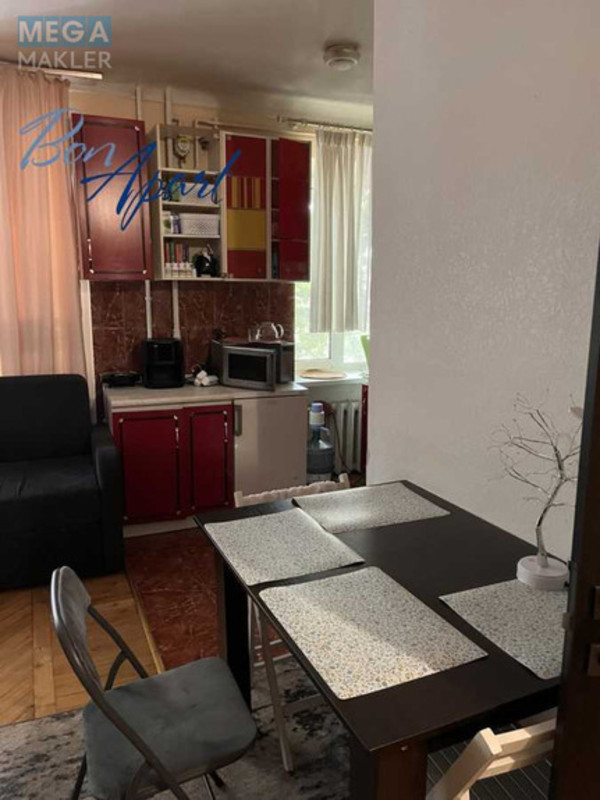 Продаж 1 кімнатної квартири (28/?/5), 3 пов. 5 пов. будинку, <a class="location-link" href="/kiev/" title="Недвижимость Київ">Київ</a>, <a class="location-link" href="/kiev/pecherskij/" title="Недвижимость Печерський район">Печерський р-н</a>, Лесі Українки бульв., 13 (изображение 9)