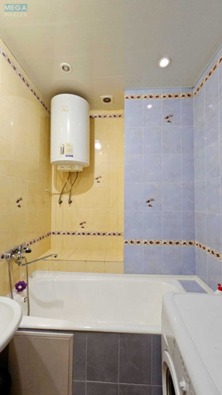 Продаж 1 кімнатної квартири (35/17,8/8,8), 1 пов. 3 пов. будинку, <a class="location-link" href="/dneprodzerzhinsk/" title="Недвижимость Кам'янське">Каменское</a>, Проспект Конституции, 40 (изображение 13)