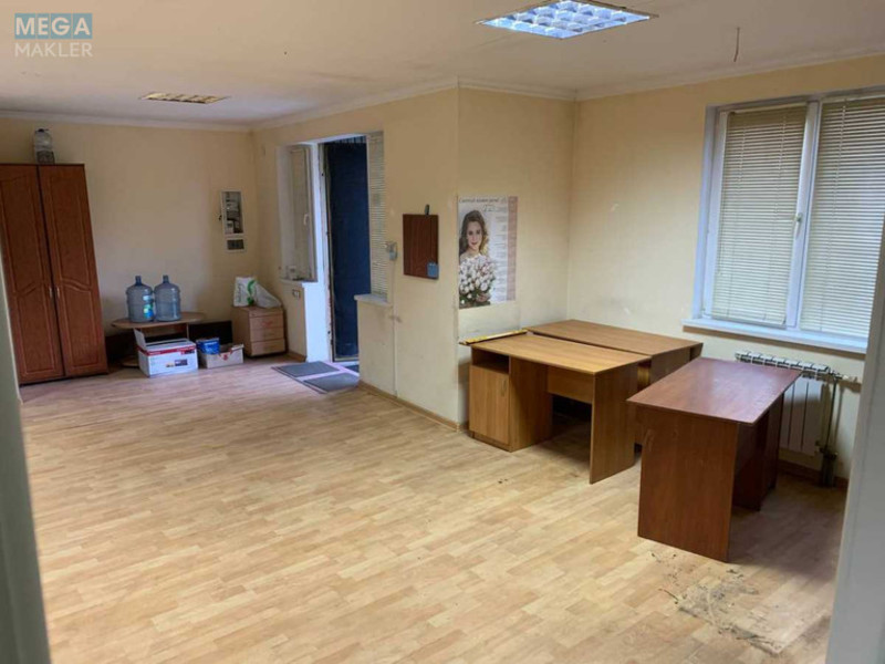 Оренда окремої будівлі/побудови, 80 кв.м, <a class="location-link" href="/kiev/" title="Недвижимость Київ">Київ</a>, <a class="location-link" href="/kiev/podolskij/" title="Недвижимость Подільський район">Подільський р-н</a>, Кирилловская ул., 170 (изображение 7)