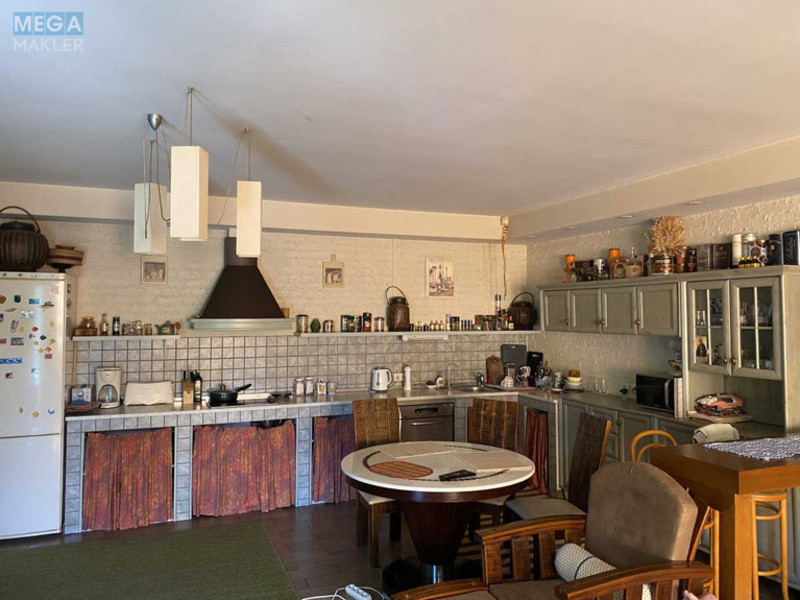 Продаж дома, 2 поверху, 186 кв.м, 4 кімнати, ділянка 20 соток, <a class="location-link" href="/vishenki-selo-kv/" title="Недвижимость Вишеньки">Вишеньки</a>, Южная (изображение 22)