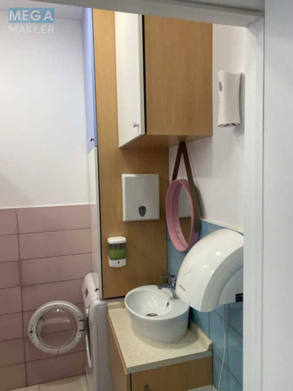 Продаж окремої будівлі/побудови, 116 кв.м, <a class="location-link" href="/kiev/" title="Недвижимость Київ">Київ</a>, <a class="location-link" href="/kiev/podolskij/" title="Недвижимость Подільський район">Подільський р-н</a>, Георгия Гонгадзе просп., 20 (изображение 13)