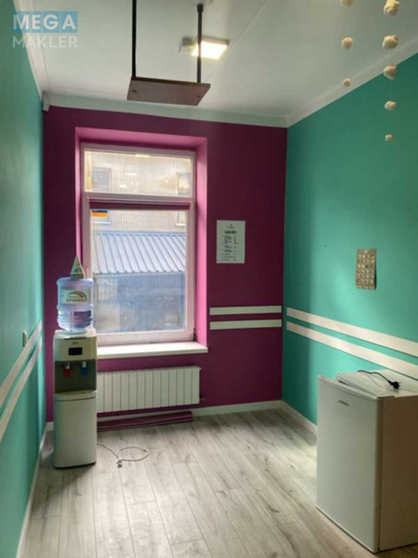 Продаж окремої будівлі/побудови, 116 кв.м, <a class="location-link" href="/kiev/" title="Недвижимость Київ">Київ</a>, <a class="location-link" href="/kiev/podolskij/" title="Недвижимость Подільський район">Подільський р-н</a>, Георгия Гонгадзе просп., 20 (изображение 16)