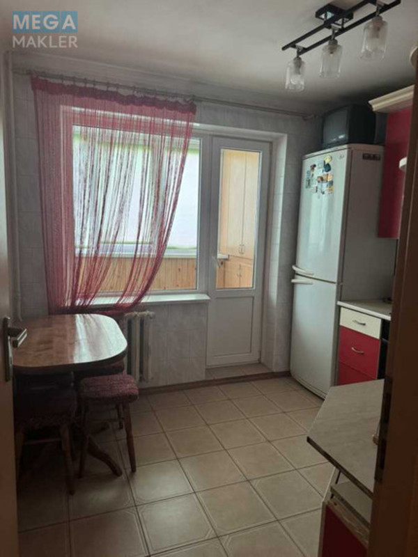 Оренда 2 кімнатної квартири, <a class="location-link" href="/kiev/" title="Недвижимость Київ">Київ</a>, <a class="location-link" href="/kiev/svyatoshinskij/" title="Недвижимость Святошинський район">Святошинський р-н</a>, Симиренка вул., 12б (изображение 4)