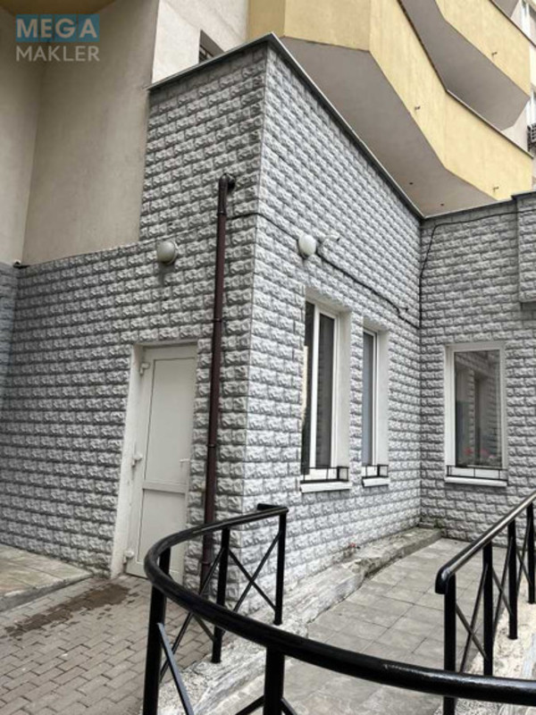 Оренда комерційної нерухомості, 1&nbsp;000&nbsp;кв.м, под офис, <a class="location-link" href="/kiev/" title="Недвижимость Київ">Київ</a>, <a class="location-link" href="/kiev/darnickij/" title="Недвижимость Дарницький район">Дарницький р-н</a>, Днепровская наб., 25 (изображение 4)