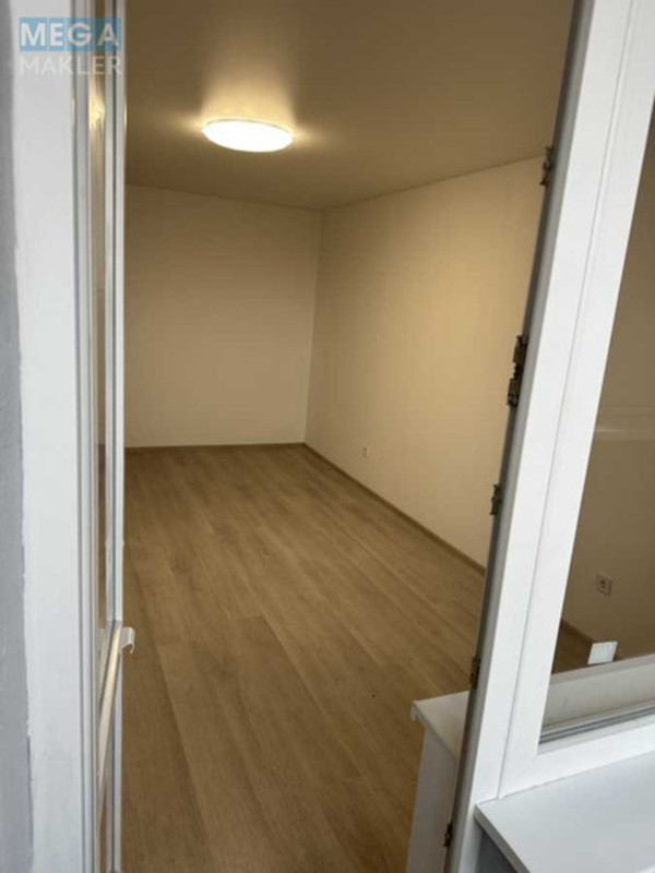 Продаж 1 кімнатної квартири (39,4/17,5/8,4), 18 пов. 21 пов. будинку, <a class="location-link" href="/kiev/" title="Недвижимость Київ">Київ</a>, <a class="location-link" href="/kiev/goloseevskij/" title="Недвижимость Голосіївський район">Голосіївський р-н</a>, Академика Заболотного ул., 54 (изображение 8)