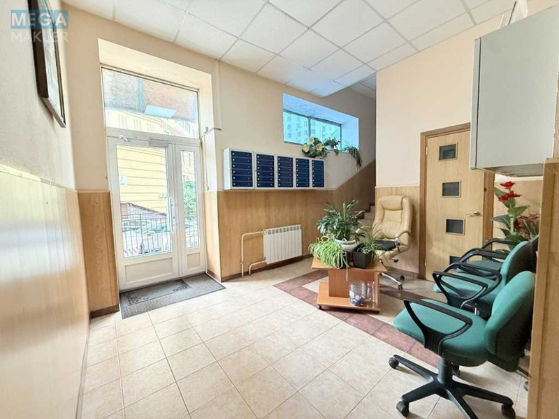 Оренда 3 кімнатної квартири, <a class="location-link" href="/kiev/" title="Недвижимость Київ">Київ</a>, <a class="location-link" href="/kiev/shevchenkovskij/" title="Недвижимость Шевченківський район">Шевченківський р-н</a>, Вячеслава Чорновола вул., 25 (изображение 13)