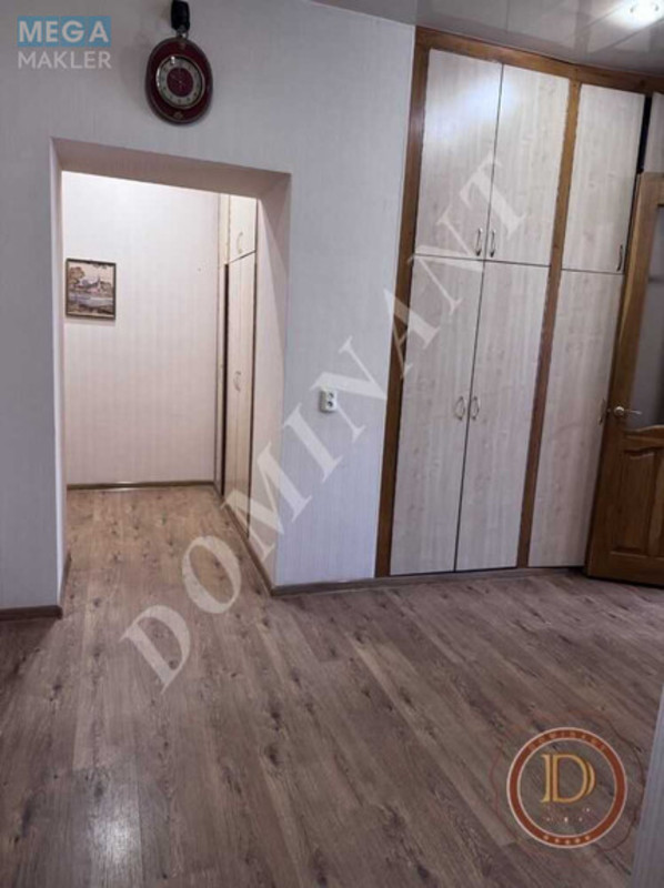 Продаж 3 кімнатної квартири (80/50/9), 5 пов. 5 пов. будинку, <a class="location-link" href="/zaporozhje/" title="Недвижимость Запоріжжя">Запоріжжя</a>, <a class="location-link" href="/zaporozhje/zhovtnevyj/" title="Недвижимость Жовтневий район">Жовтневий р-н</a>, Соборный, 93 (изображение 11)