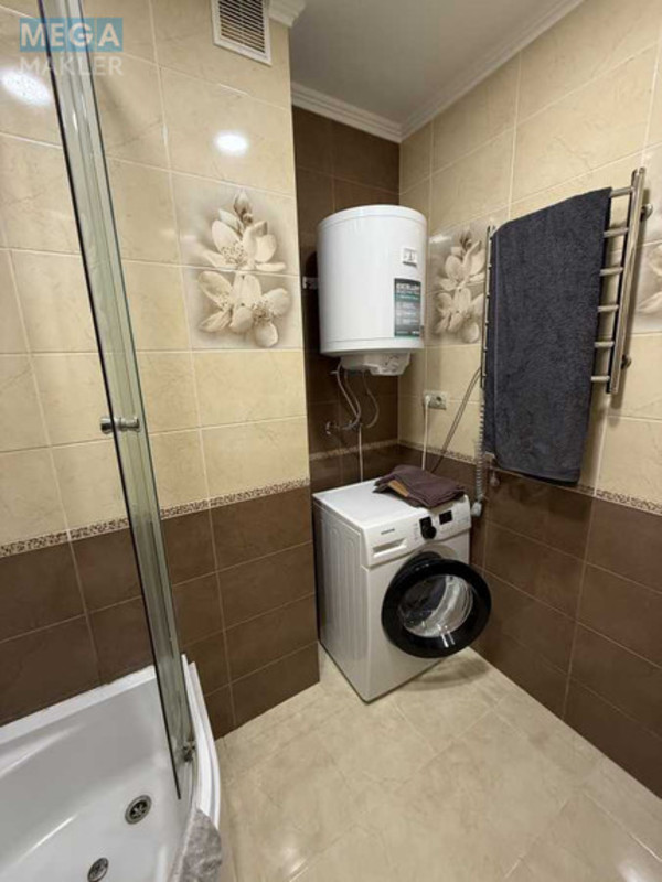 Оренда 2 кімнатної квартири, <a class="location-link" href="/kiev/" title="Недвижимость Київ">Київ</a>, <a class="location-link" href="/kiev/svyatoshinskij/" title="Недвижимость Святошинський район">Святошинський р-н</a>, Академика Вернадского бульв., 24 (изображение 20)