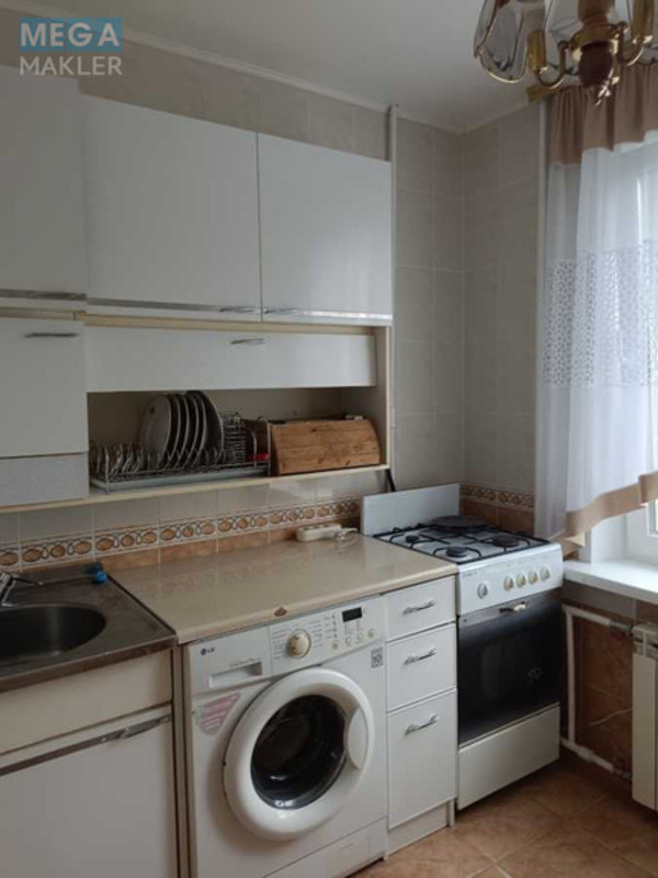 Оренда 2 кімнатної квартири, <a class="location-link" href="/kiev/" title="Недвижимость Київ">Київ</a>, <a class="location-link" href="/kiev/dneprovskij/" title="Недвижимость Дніпровський район">Дніпровський р-н</a>, Березняківська вул., 16 (изображение 12)
