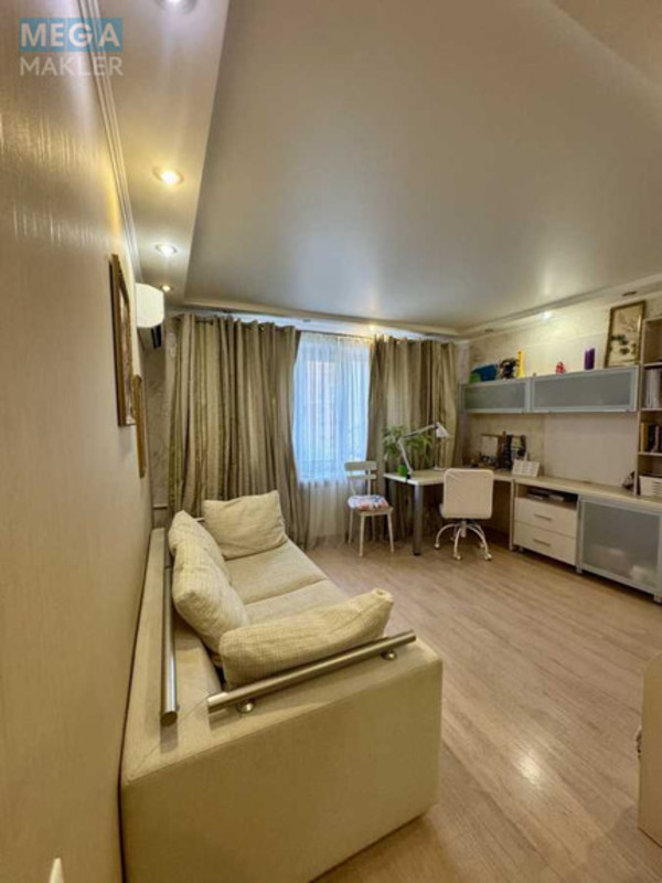 Оренда 1 кімнатної квартири, <a class="location-link" href="/kiev/" title="Недвижимость Київ">Київ</a>, <a class="location-link" href="/kiev/pecherskij/" title="Недвижимость Печерський район">Печерський р-н</a>, Рибальська вул., 8 (изображение 2)