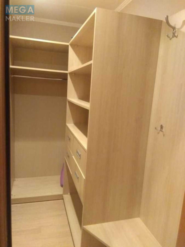 Оренда 1 кімнатної квартири, <a class="location-link" href="/kiev/" title="Недвижимость Київ">Київ</a>, <a class="location-link" href="/kiev/pecherskij/" title="Недвижимость Печерський район">Печерський р-н</a>, Рибальська вул., 8 (изображение 10)