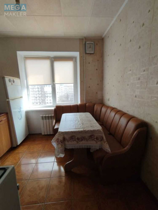 Оренда 2 кімнатної квартири, <a class="location-link" href="/dnepropetrovsk/" title="Недвижимость Дніпра">Дніпро</a>, проспект Героев, 23 (изображение 4)
