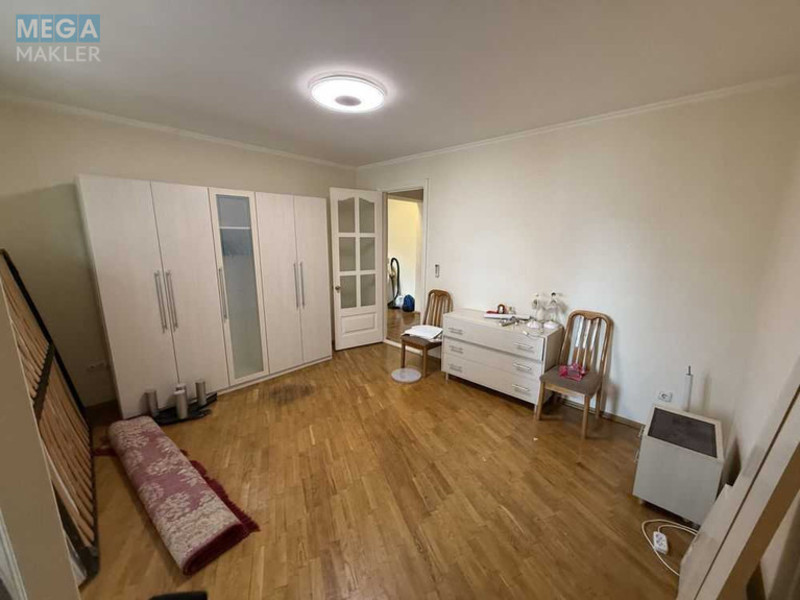 Продаж 3 кімнатної квартири (126/?/21,5), 7 пов. 15 пов. будинку, <a class="location-link" href="/kiev/" title="Недвижимость Київ">Київ</a>, <a class="location-link" href="/kiev/shevchenkovskij/" title="Недвижимость Шевченківський район">Шевченківський р-н</a>, Золотоустівська вул., 10-12 (изображение 10)