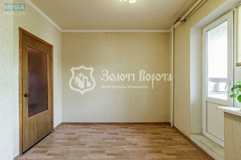 Продаж 3 кімнатної квартири (72/42/7,2), 2 пов. 10 пов. будинку, <a class="location-link" href="/kiev/" title="Недвижимость Київ">Київ</a>, <a class="location-link" href="/kiev/darnickij/" title="Недвижимость Дарницький район">Дарницький р-н</a>, Тростянецька вул., 8 (изображение 3)