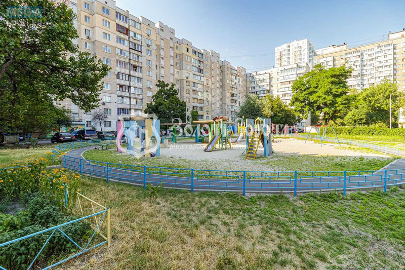 Продаж 3 кімнатної квартири (72/42/7,2), 2 пов. 10 пов. будинку, <a class="location-link" href="/kiev/" title="Недвижимость Київ">Київ</a>, <a class="location-link" href="/kiev/darnickij/" title="Недвижимость Дарницький район">Дарницький р-н</a>, Тростянецька вул., 8 (изображение 20)