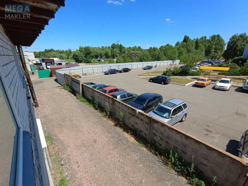Продаж комерційної нерухомості, 270 кв.м, <a class="location-link" href="/kiev/" title="Недвижимость Київ">Київ</a>, <a class="location-link" href="/kiev/desnyanskij/" title="Недвижимость Деснянський район">Деснянський р-н</a>, Пухівська вул., 2 (изображение 5)