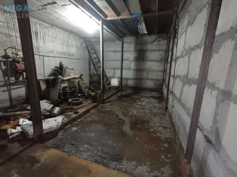 Продаж комерційної нерухомості, 270 кв.м, <a class="location-link" href="/kiev/" title="Недвижимость Київ">Київ</a>, <a class="location-link" href="/kiev/desnyanskij/" title="Недвижимость Деснянський район">Деснянський р-н</a>, Пухівська вул., 2 (изображение 10)