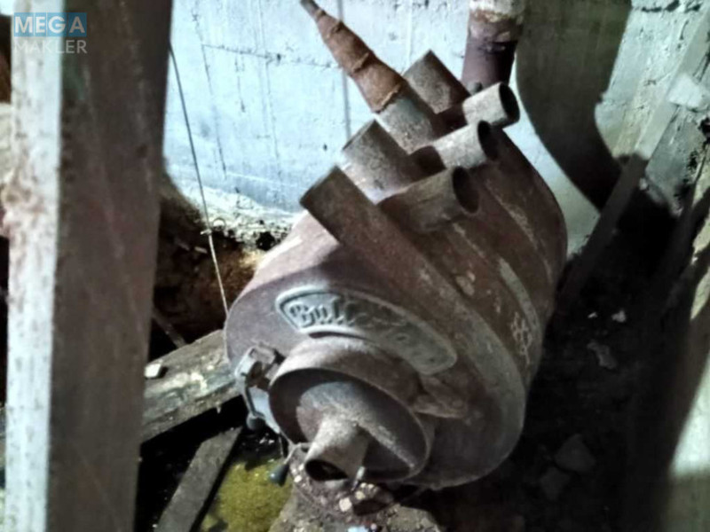 Продаж комерційної нерухомості, 270 кв.м, <a class="location-link" href="/kiev/" title="Недвижимость Київ">Київ</a>, <a class="location-link" href="/kiev/desnyanskij/" title="Недвижимость Деснянський район">Деснянський р-н</a>, Пухівська вул., 2 (изображение 11)