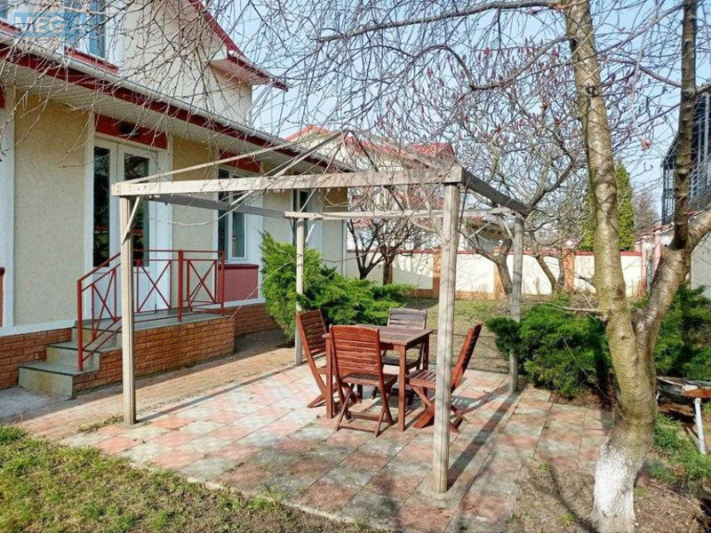 Продаж дома, 2 поверху, 222 кв.м, 5 кімнат, ділянка 6 соток, <a class="location-link" href="/kiev/" title="Недвижимость Київ">Київ</a>, <a class="location-link" href="/kiev/darnickij/" title="Недвижимость Дарницький район">Дарницький р-н</a>, Центральная ул. (изображение 6)