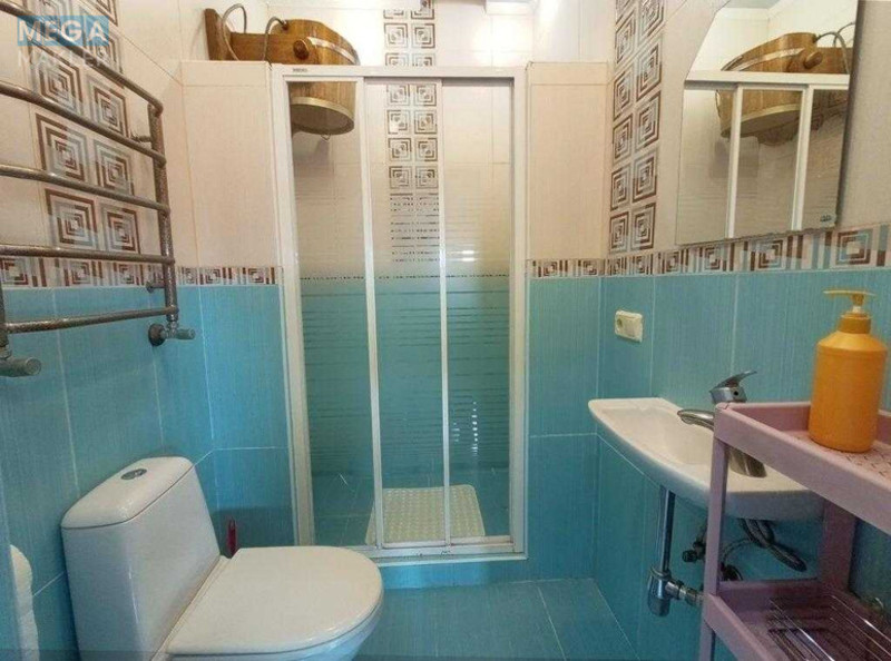 Продаж дома, 2 поверху, 222 кв.м, 5 кімнат, ділянка 6 соток, <a class="location-link" href="/kiev/" title="Недвижимость Київ">Київ</a>, <a class="location-link" href="/kiev/darnickij/" title="Недвижимость Дарницький район">Дарницький р-н</a>, Центральная ул. (изображение 10)