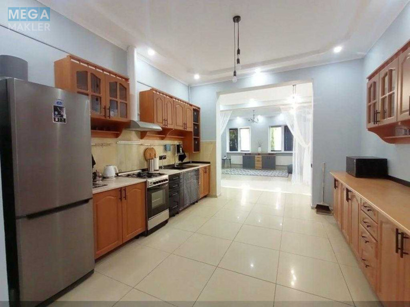 Продаж дома, 2 поверху, 222 кв.м, 5 кімнат, ділянка 6 соток, <a class="location-link" href="/kiev/" title="Недвижимость Київ">Київ</a>, <a class="location-link" href="/kiev/darnickij/" title="Недвижимость Дарницький район">Дарницький р-н</a>, Центральная ул. (изображение 14)