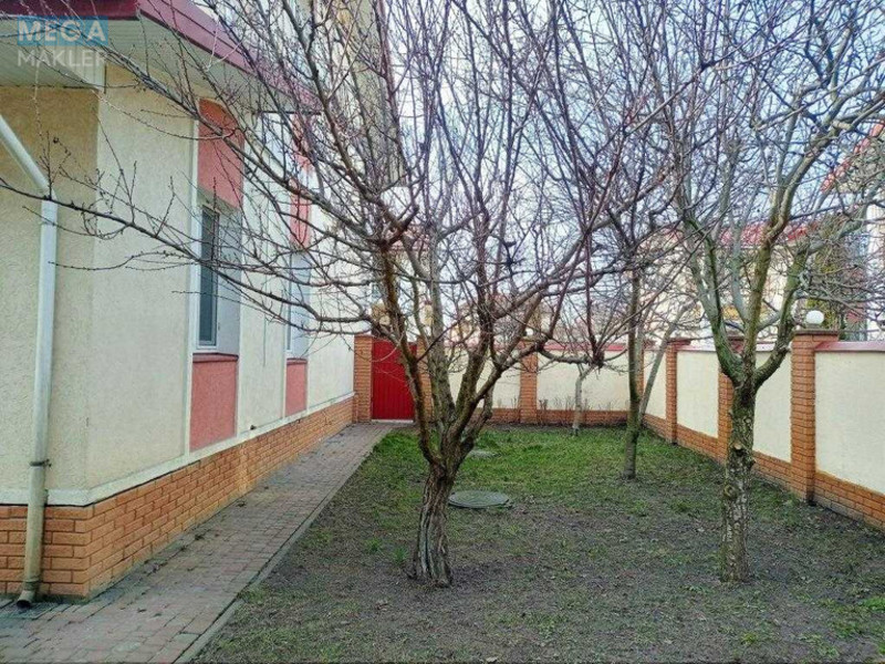 Продаж дома, 2 поверху, 222 кв.м, 5 кімнат, ділянка 6 соток, <a class="location-link" href="/kiev/" title="Недвижимость Київ">Київ</a>, <a class="location-link" href="/kiev/darnickij/" title="Недвижимость Дарницький район">Дарницький р-н</a>, Центральная ул. (изображение 24)