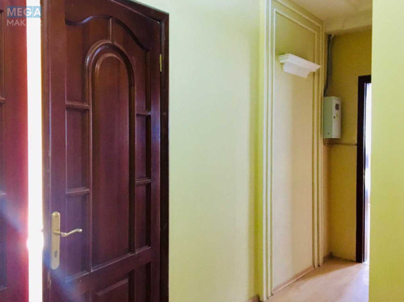 Продаж комерційної нерухомості, 125 кв.м, под офис, <a class="location-link" href="/kiev/" title="Недвижимость Київ">Київ</a>, <a class="location-link" href="/kiev/solomenskij/" title="Недвижимость Солом'янський район">Солом'янський р-н</a>, Соломенская ул., 23а (изображение 8)