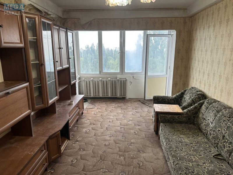 Продаж 3 кімнатної квартири (57/41/7), 9 пов. 9 пов. будинку, <a class="location-link" href="/kiev/" title="Недвижимость Київ">Київ</a>, <a class="location-link" href="/kiev/solomenskij/" title="Недвижимость Солом'янський район">Солом'янський р-н</a>, Волгоградська вул., 37 (изображение 3)