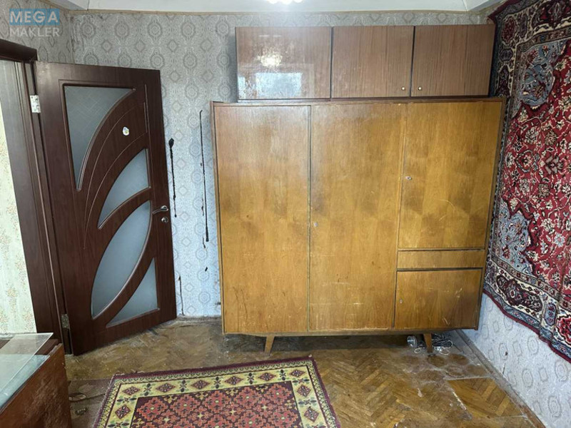 Продаж 3 кімнатної квартири (57/41/7), 9 пов. 9 пов. будинку, <a class="location-link" href="/kiev/" title="Недвижимость Київ">Київ</a>, <a class="location-link" href="/kiev/solomenskij/" title="Недвижимость Солом'янський район">Солом'янський р-н</a>, Волгоградська вул., 37 (изображение 8)