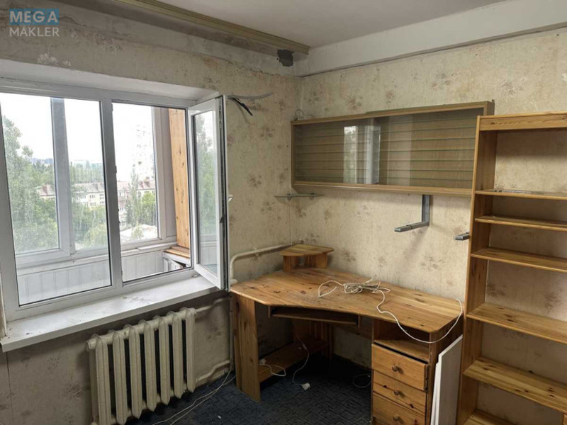 Продаж 3 кімнатної квартири (57/41/7), 9 пов. 9 пов. будинку, <a class="location-link" href="/kiev/" title="Недвижимость Київ">Київ</a>, <a class="location-link" href="/kiev/solomenskij/" title="Недвижимость Солом'янський район">Солом'янський р-н</a>, Волгоградська вул., 37 (изображение 11)