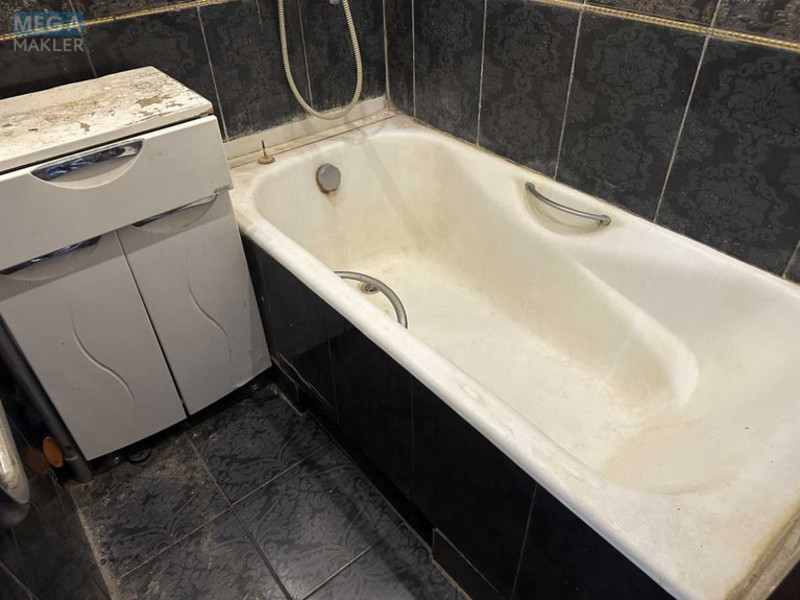 Продаж 3 кімнатної квартири (57/41/7), 9 пов. 9 пов. будинку, <a class="location-link" href="/kiev/" title="Недвижимость Київ">Київ</a>, <a class="location-link" href="/kiev/solomenskij/" title="Недвижимость Солом'янський район">Солом'янський р-н</a>, Волгоградська вул., 37 (изображение 19)
