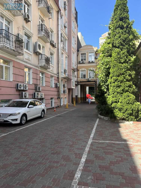 Оренда комерційної нерухомості, 263,70 кв.м, под офис, <a class="location-link" href="/kiev/" title="Недвижимость Київ">Київ</a>, <a class="location-link" href="/kiev/shevchenkovskij/" title="Недвижимость Шевченківський район">Шевченківський р-н</a>, Глубочицкая ул., 40 (изображение 15)