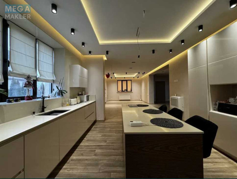 Продаж дома, 2 поверху, 284 кв.м, 5 кімнат, ділянка 12 соток, <a class="location-link" href="/petrovskoe-selo-kv-kievo-svyatoshinskij-rajon/" title="Недвижимость Петрівське">Петрівське</a>, Святоюрківська, 41 (изображение 3)