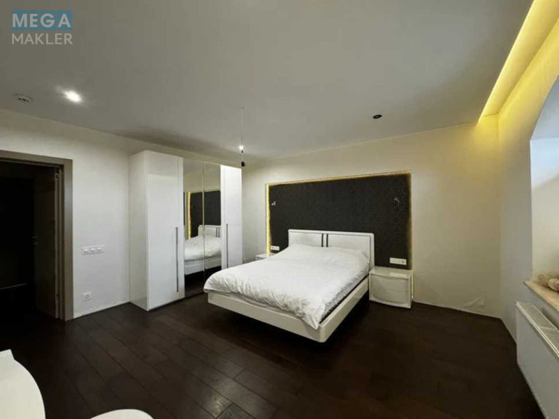 Продаж дома, 2 поверху, 284 кв.м, 5 кімнат, ділянка 12 соток, <a class="location-link" href="/petrovskoe-selo-kv-kievo-svyatoshinskij-rajon/" title="Недвижимость Петрівське">Петрівське</a>, Святоюрківська, 41 (изображение 6)