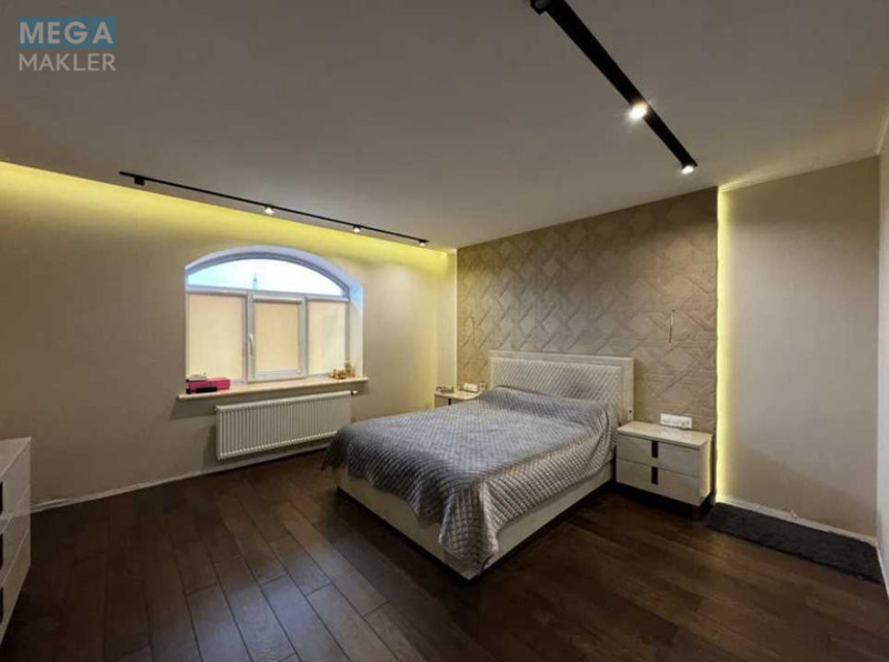 Продаж дома, 2 поверху, 284 кв.м, 5 кімнат, ділянка 12 соток, <a class="location-link" href="/petrovskoe-selo-kv-kievo-svyatoshinskij-rajon/" title="Недвижимость Петрівське">Петрівське</a>, Святоюрківська, 41 (изображение 7)