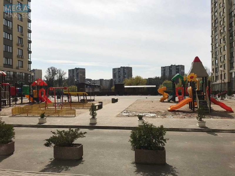 Продаж 2 кімнатної квартири (85,7/37/16,5), 6 пов. 21 пов. будинку, <a class="location-link" href="/kiev/" title="Недвижимость Київ">Київ</a>, <a class="location-link" href="/kiev/goloseevskij/" title="Недвижимость Голосіївський район">Голосіївський р-н</a>, Маршала Конєва вул., 10/1 (изображение 2)