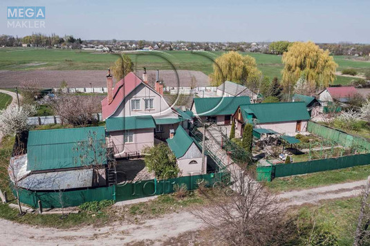 Продаж дома, 3&nbsp;поверху, 235&nbsp;кв.м, 6&nbsp;кімнат, ділянка 48&nbsp;соток, <a class="location-link" href="/peremoga-selo-kv/" title="Недвижимость Перемога">Перемога</a>, Садова вулиця (изображение 2)