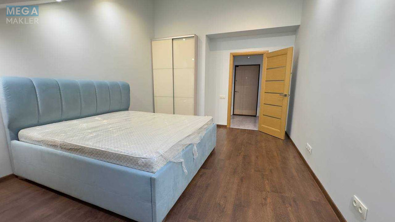 Продаж 2 кімнатної квартири (84/28/25), 6 пов. 6 пов. будинку, <a class="location-link" href="/kiev/" title="Недвижимость Київ">Київ</a>, <a class="location-link" href="/kiev/dneprovskij/" title="Недвижимость Дніпровський район">Дніпровський р-н</a>, Регенераторная ул., 4 (изображение 8)