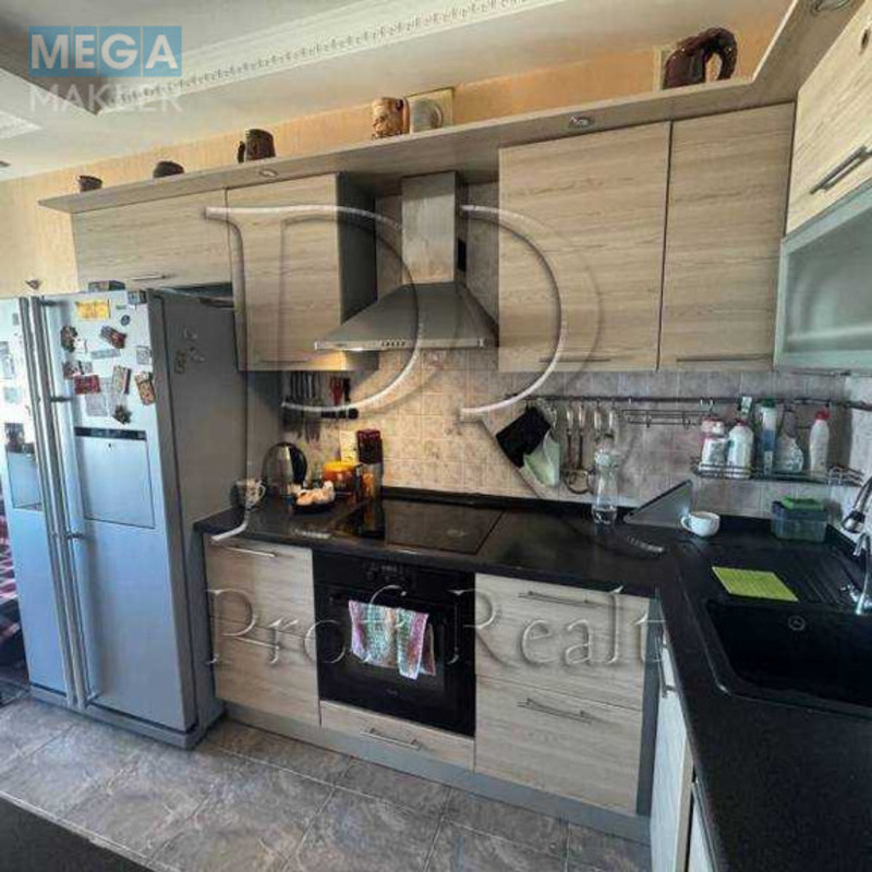 Продаж 3 кімнатної квартири (113/61/18), 18 пов. 23 пов. будинку, <a class="location-link" href="/kiev/" title="Недвижимость Київ">Київ</a>, <a class="location-link" href="/kiev/solomenskij/" title="Недвижимость Солом'янський район">Солом'янський р-н</a>, Ніжинська вулиця, 5 (изображение 5)