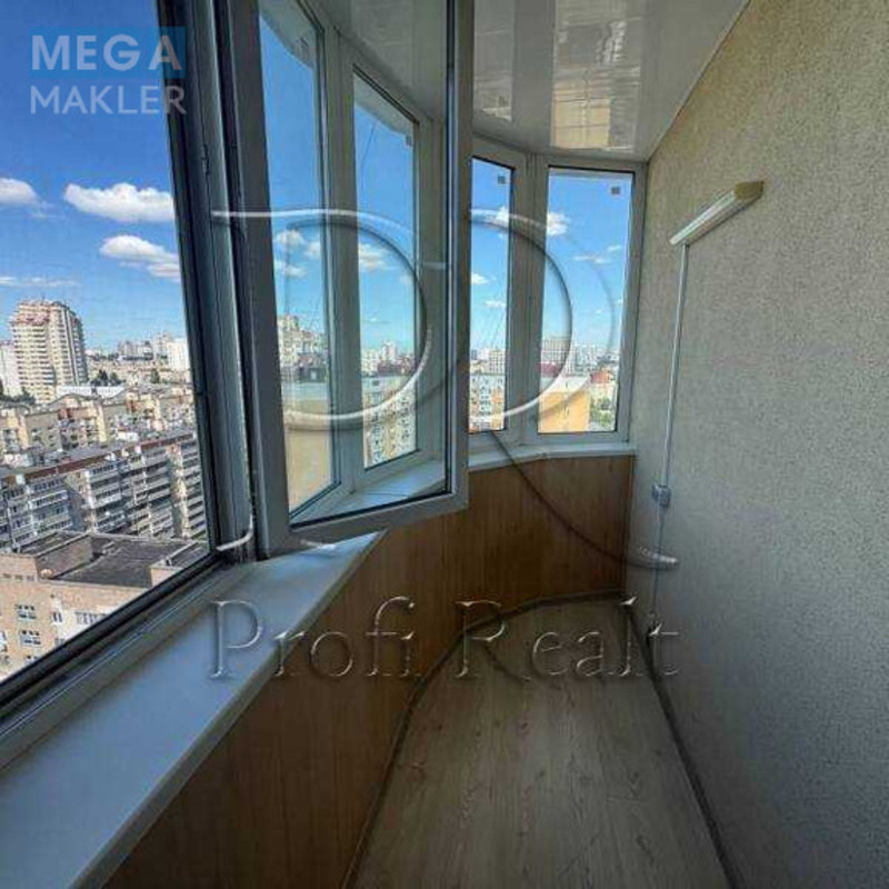 Продаж 3 кімнатної квартири (113/61/18), 18 пов. 23 пов. будинку, <a class="location-link" href="/kiev/" title="Недвижимость Київ">Київ</a>, <a class="location-link" href="/kiev/solomenskij/" title="Недвижимость Солом'янський район">Солом'янський р-н</a>, Ніжинська вулиця, 5 (изображение 17)