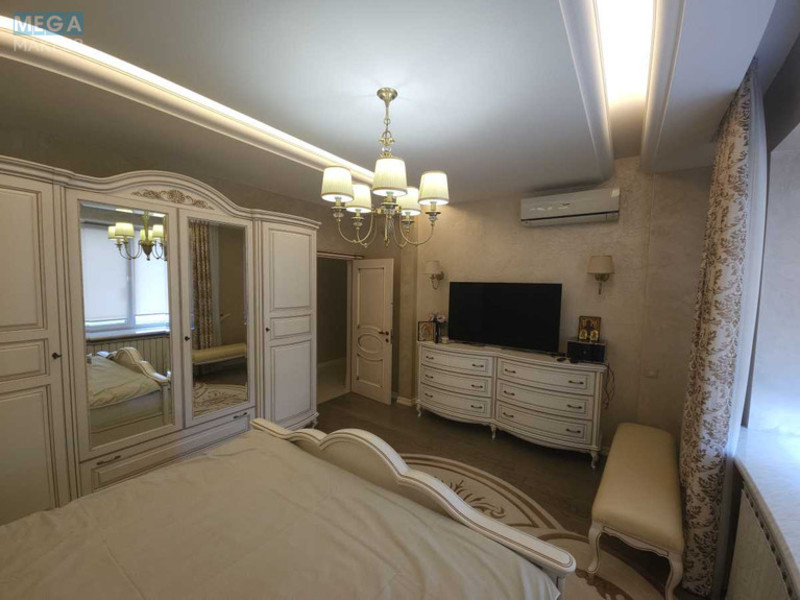 Продаж 4 кімнатної квартири (162/60/17), 3 пов. 10 пов. будинку, <a class="location-link" href="/kiev/" title="Недвижимость Київ">Київ</a>, <a class="location-link" href="/kiev/obolonskij/" title="Недвижимость Оболонський район">Оболонський р-н</a>, Оболонська Набережна вул., 3 (изображение 4)