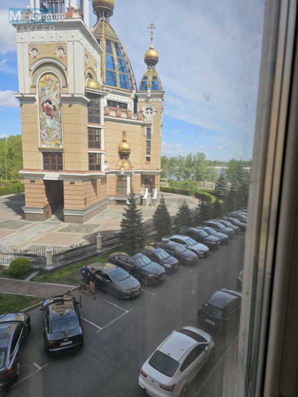 Продаж 4 кімнатної квартири (162/60/17), 3 пов. 10 пов. будинку, <a class="location-link" href="/kiev/" title="Недвижимость Київ">Київ</a>, <a class="location-link" href="/kiev/obolonskij/" title="Недвижимость Оболонський район">Оболонський р-н</a>, Оболонська Набережна вул., 3 (изображение 10)